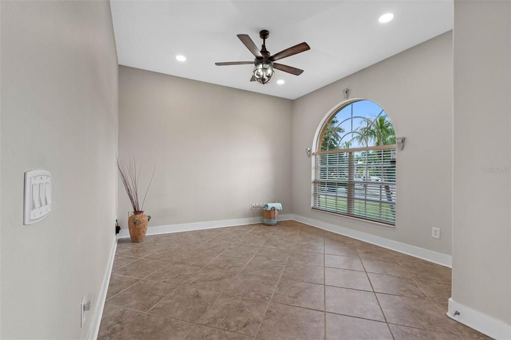 For Sale: $1,190,000 (4 beds, 3 baths, 2500 Square Feet)