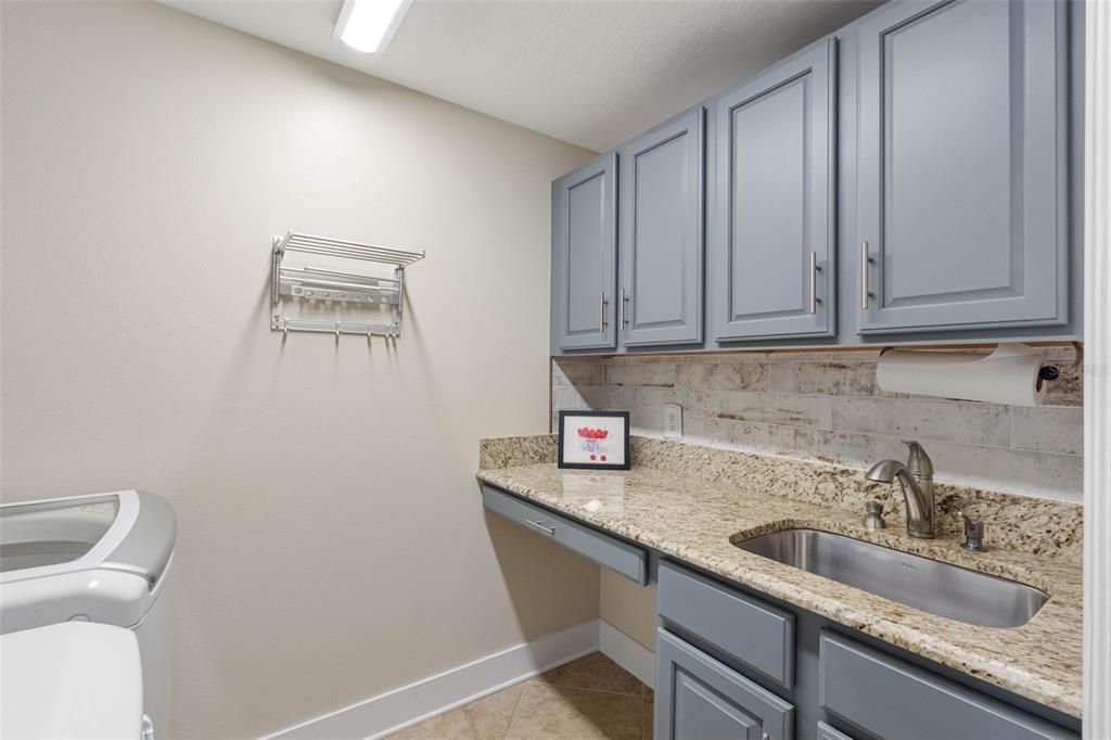 For Sale: $1,190,000 (4 beds, 3 baths, 2500 Square Feet)