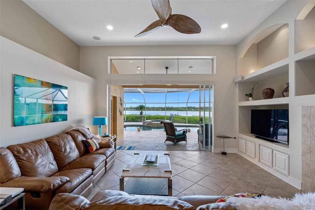 For Sale: $1,190,000 (4 beds, 3 baths, 2500 Square Feet)