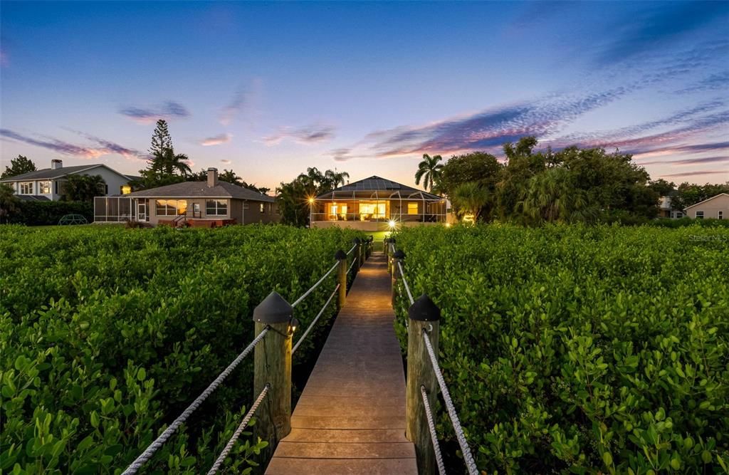 For Sale: $1,190,000 (4 beds, 3 baths, 2500 Square Feet)