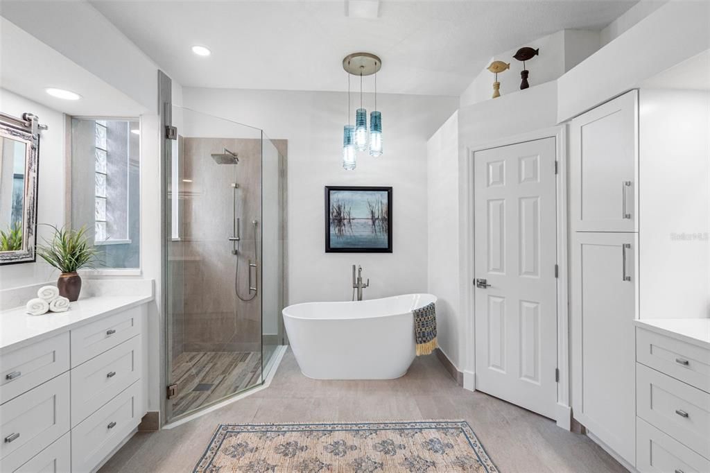 For Sale: $1,190,000 (4 beds, 3 baths, 2500 Square Feet)