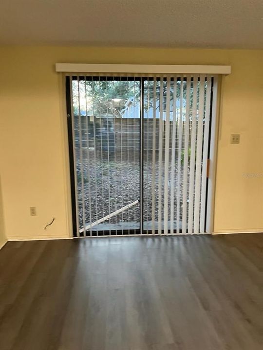 For Sale: $220,000 (3 beds, 0 baths, 1252 Square Feet)