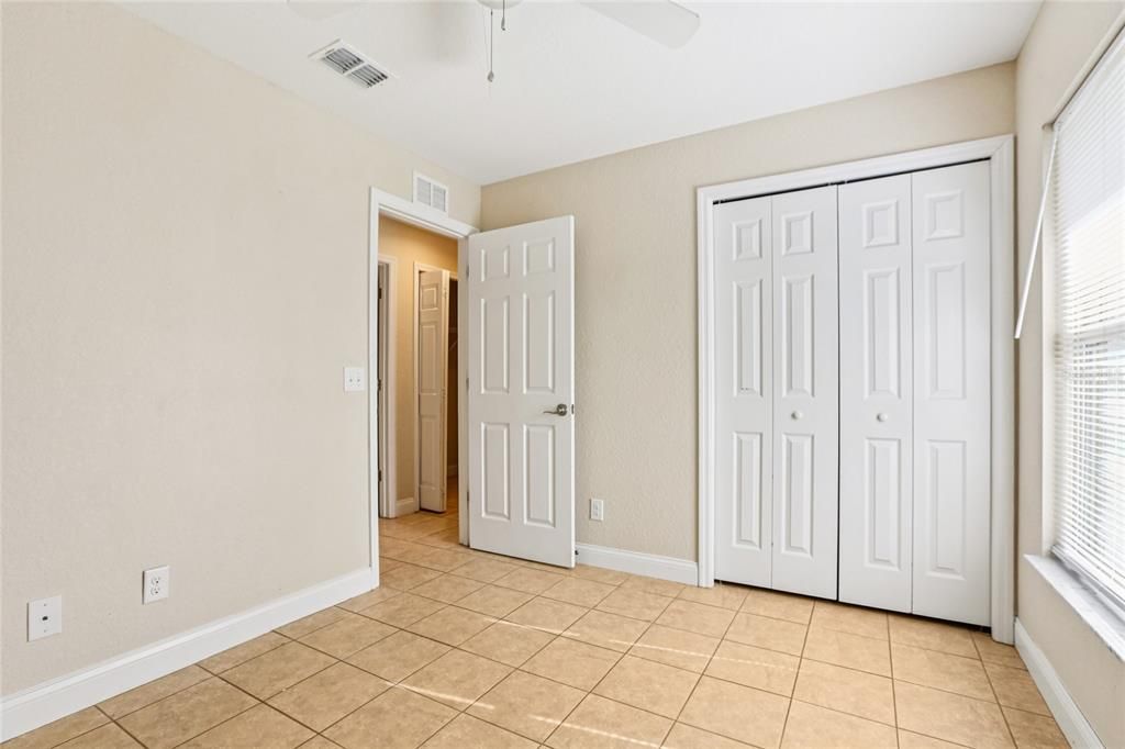 待售: $220,000 (3 贝兹, 2 浴室, 1000 平方英尺)