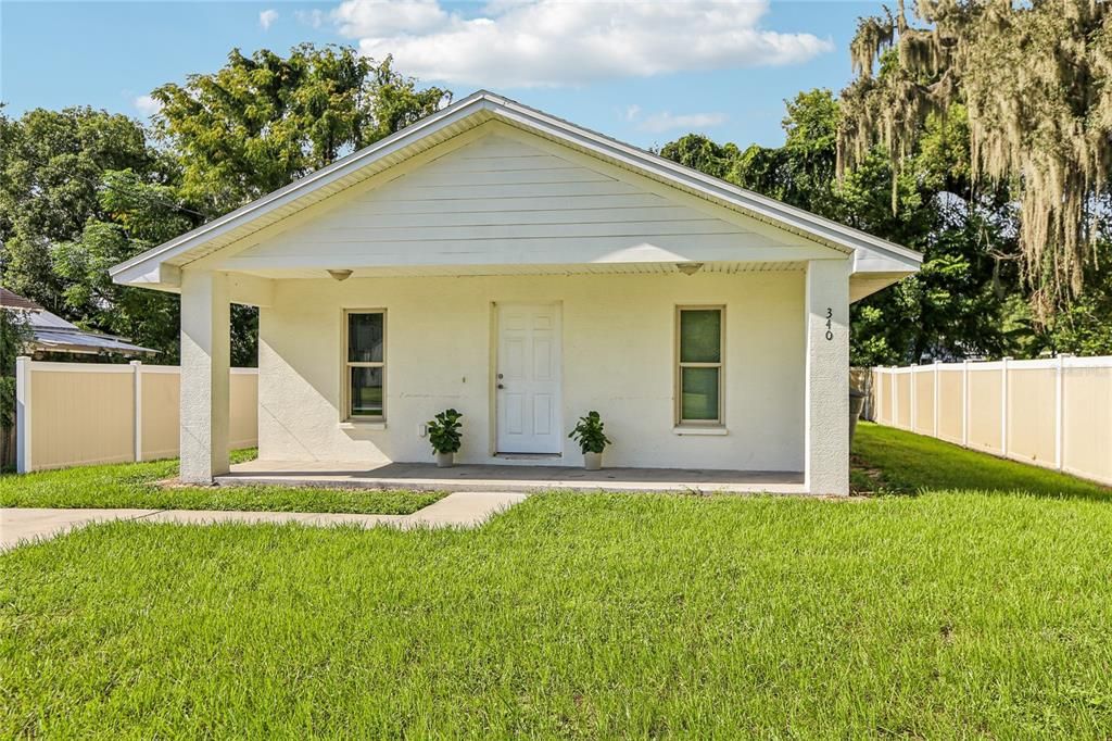 待售: $220,000 (3 贝兹, 2 浴室, 1000 平方英尺)