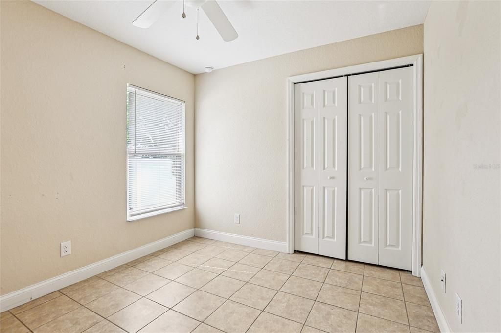 待售: $220,000 (3 贝兹, 2 浴室, 1000 平方英尺)