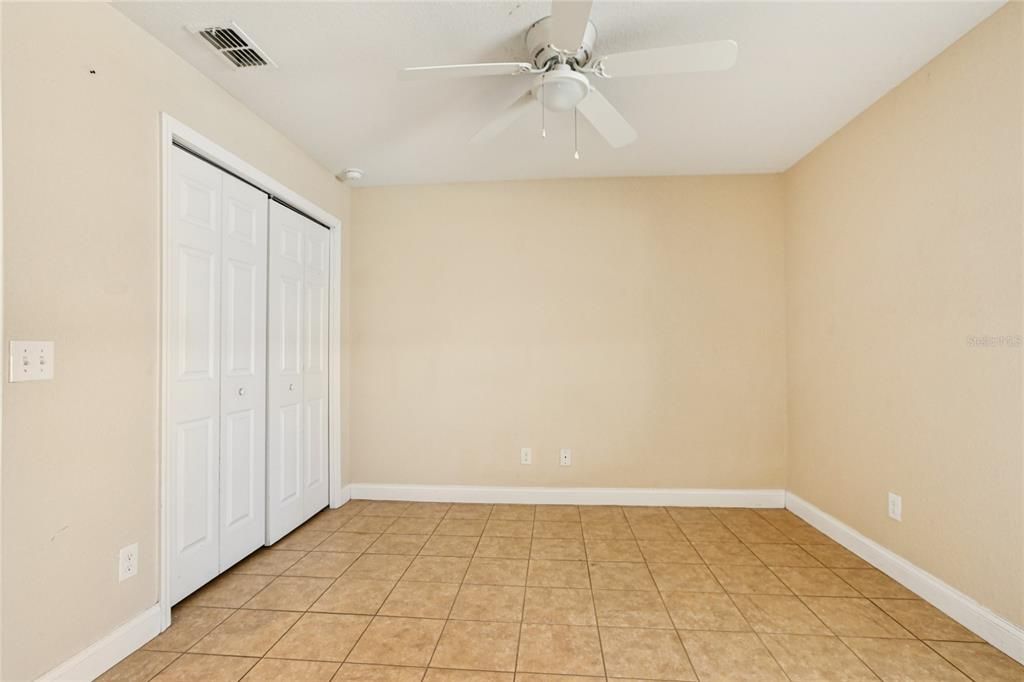 待售: $220,000 (3 贝兹, 2 浴室, 1000 平方英尺)