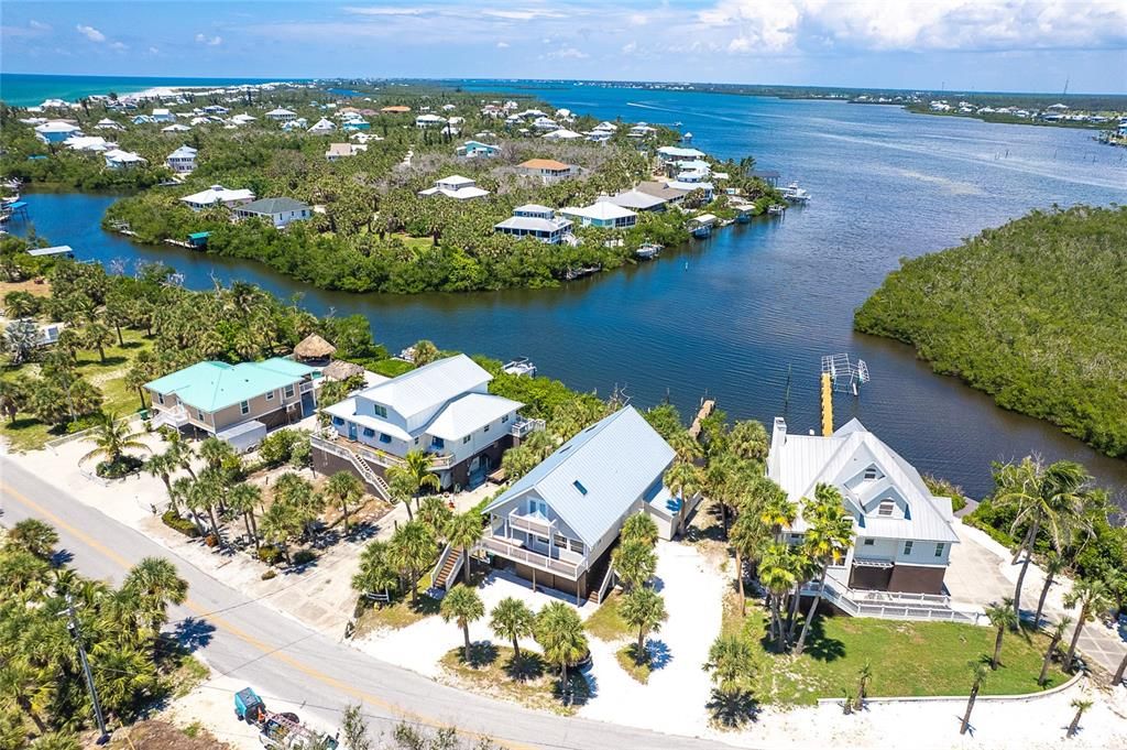 待售: $1,699,000 (3 贝兹, 2 浴室, 2392 平方英尺)