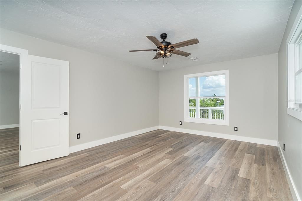 待售: $1,699,000 (3 贝兹, 2 浴室, 2392 平方英尺)