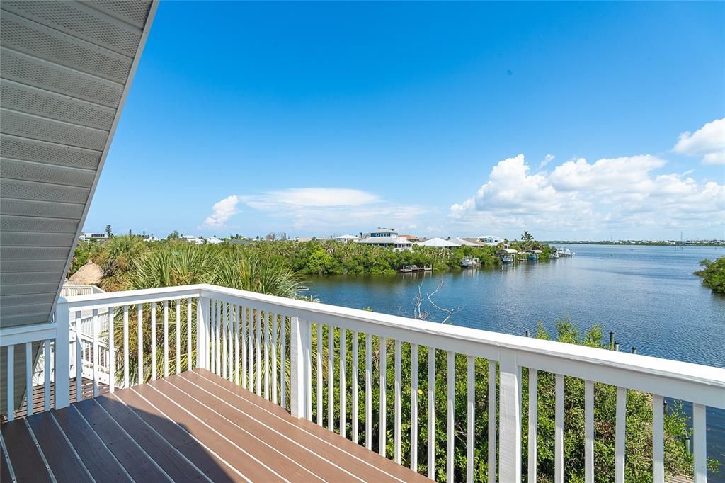 待售: $1,699,000 (3 贝兹, 2 浴室, 2392 平方英尺)