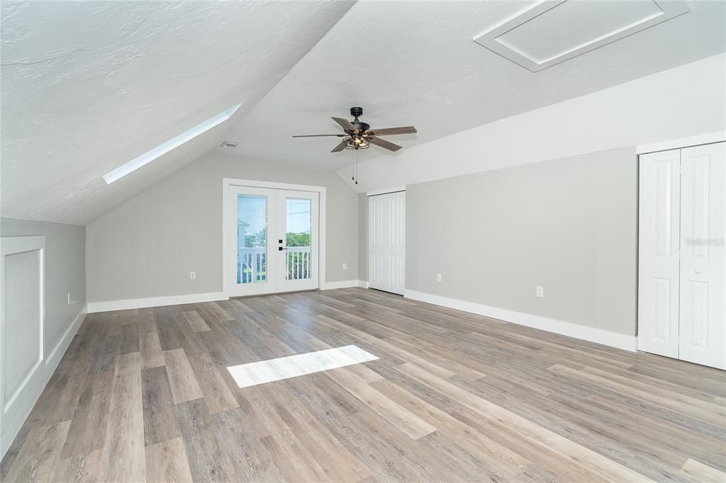 待售: $1,699,000 (3 贝兹, 2 浴室, 2392 平方英尺)