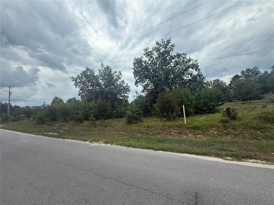 En Venta: $220,000 (5.00 acres)