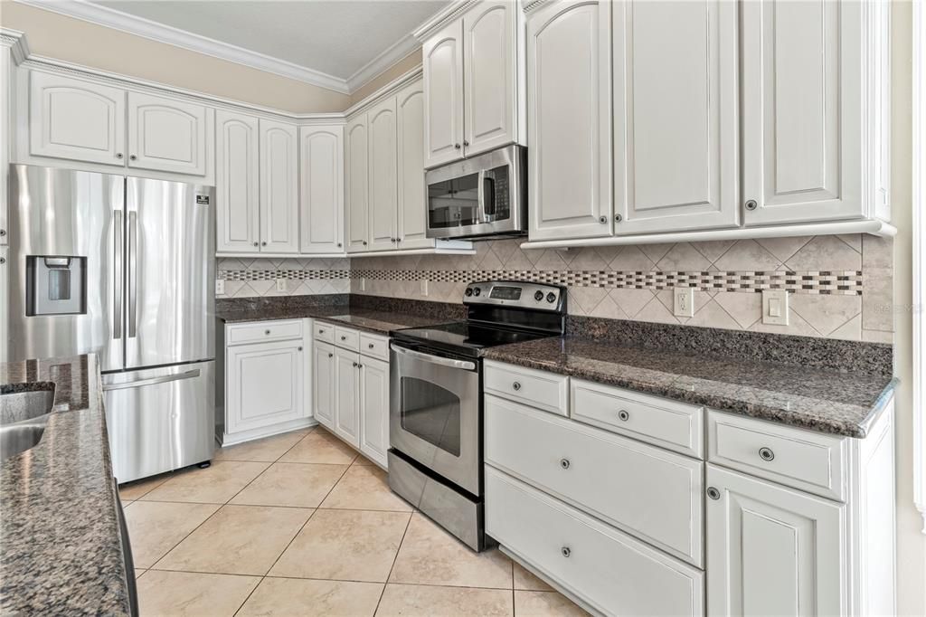 For Rent: $5,000 (3 beds, 3 baths, 2206 Square Feet)