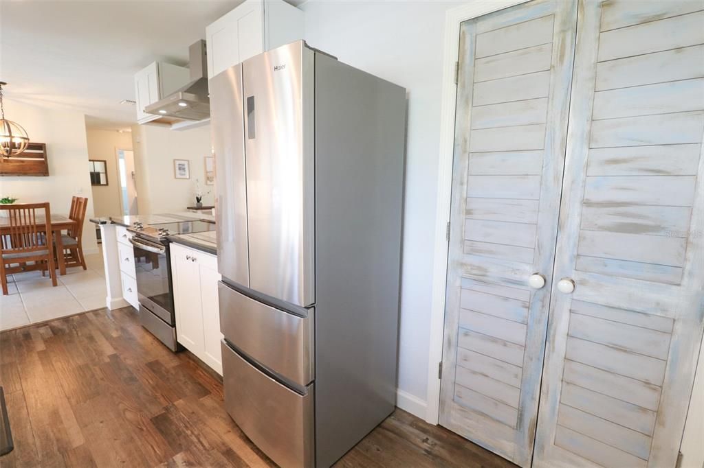 For Rent: $3,800 (2 beds, 2 baths, 1189 Square Feet)