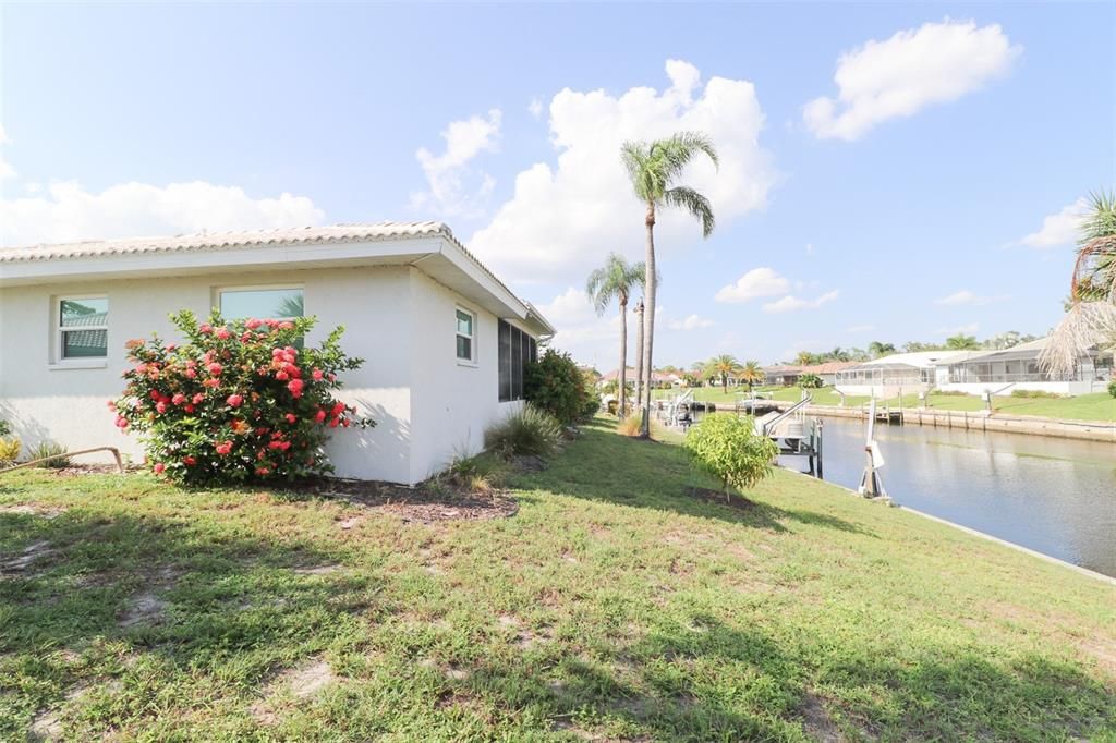 For Rent: $3,800 (2 beds, 2 baths, 1189 Square Feet)