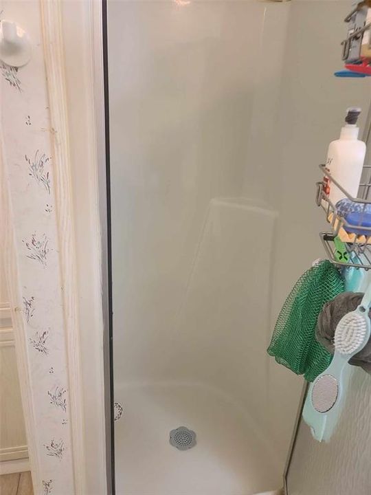 Под контрактом: $349,999 (3 спален, 2 ванн, 3240 Квадратных фут)