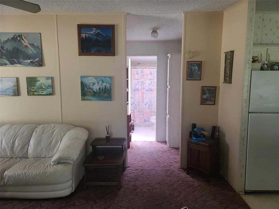 Под контрактом: $349,999 (3 спален, 2 ванн, 3240 Квадратных фут)