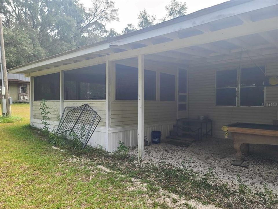 Под контрактом: $349,999 (3 спален, 2 ванн, 3240 Квадратных фут)