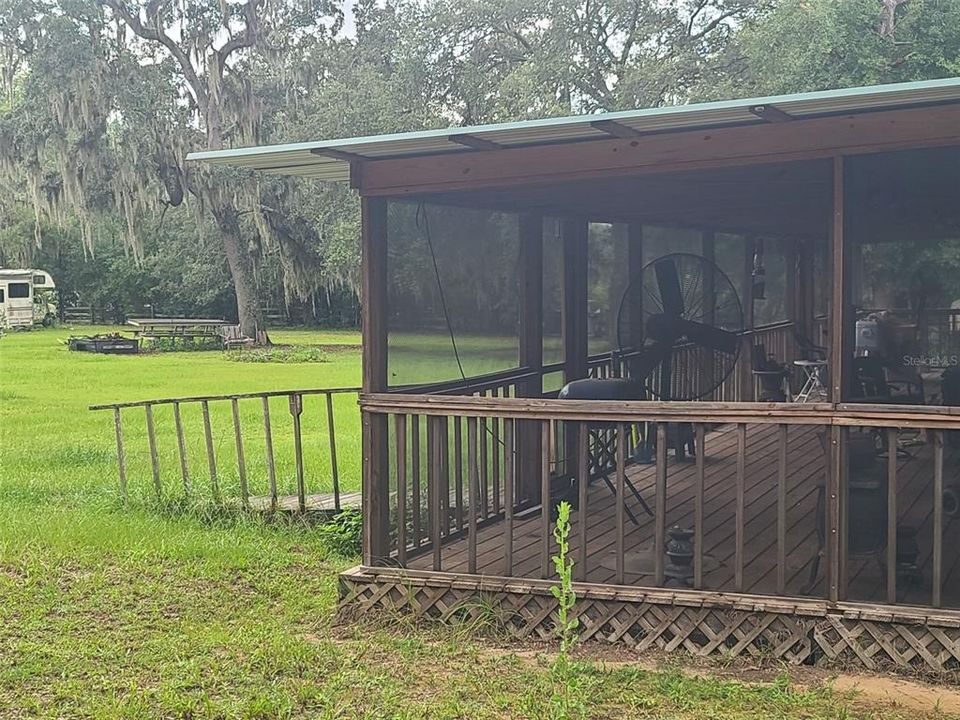 Под контрактом: $349,999 (3 спален, 2 ванн, 3240 Квадратных фут)