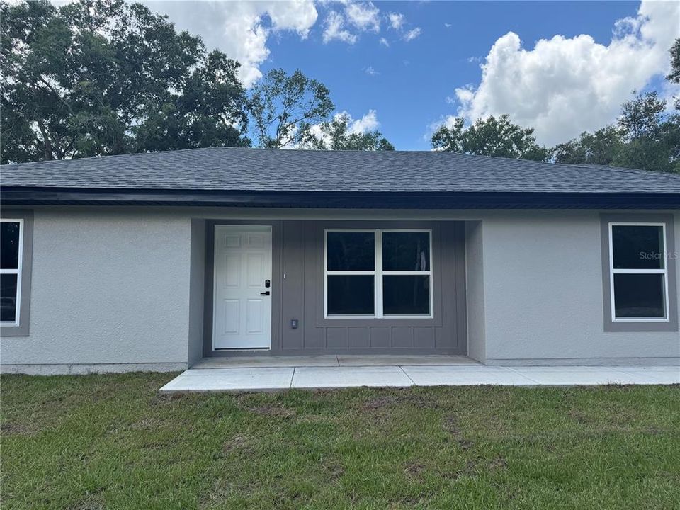 For Rent: $1,950 (3 beds, 2 baths, 1232 Square Feet)