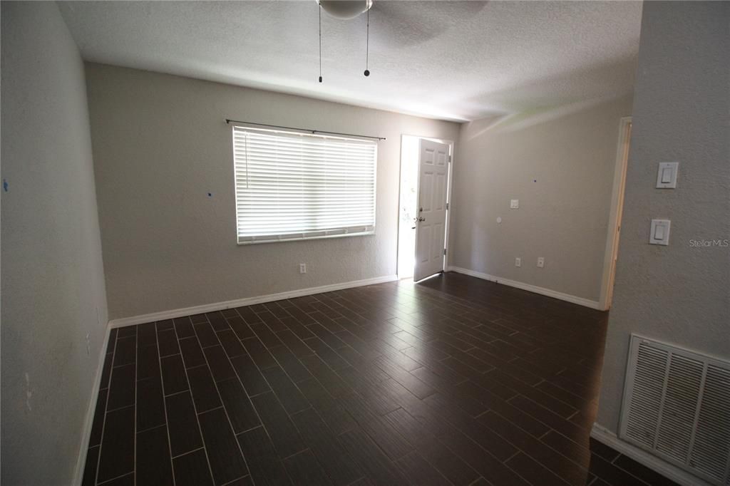 En Renta: $1,250 (2 camas, 1 baños, 780 Pies cuadrados)