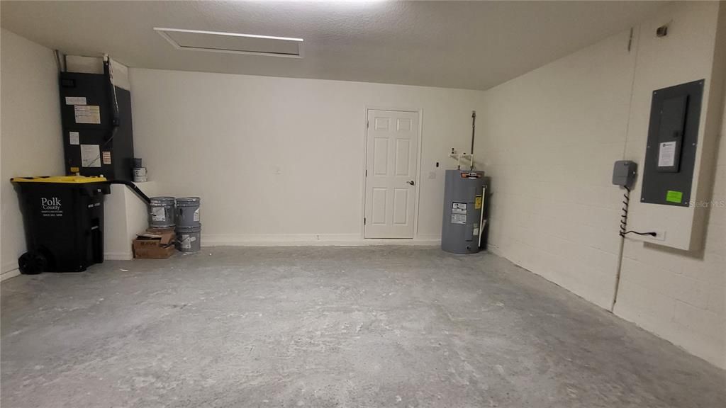 出租: $2,225 (3 贝兹, 2 浴室, 1998 平方英尺)