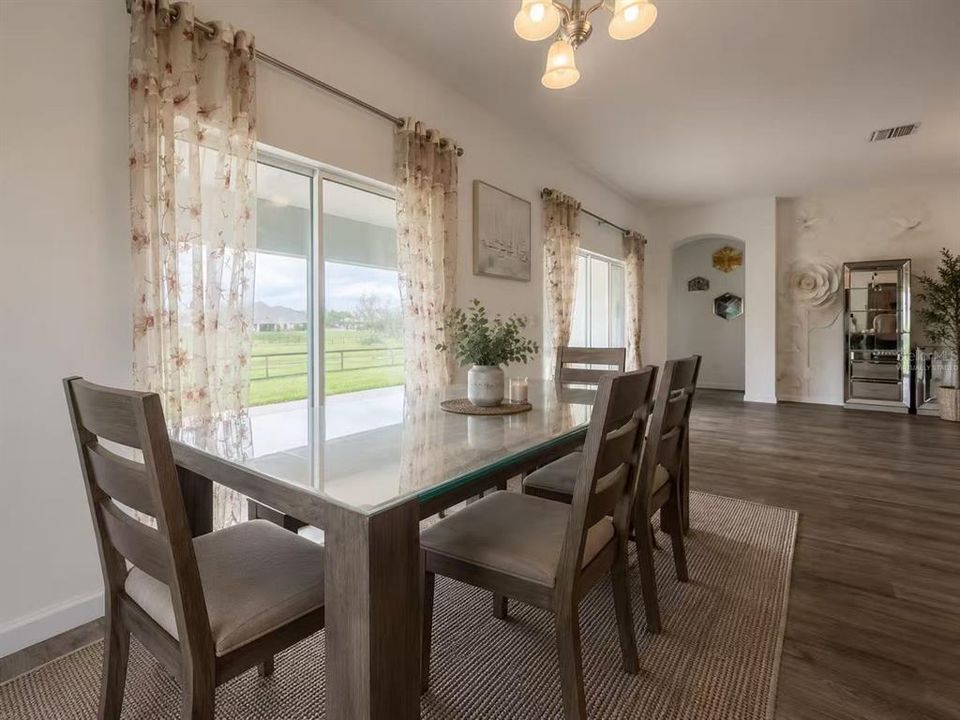 For Sale: $619,000 (4 beds, 2 baths, 2575 Square Feet)