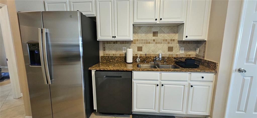 For Rent: $4,200 (4 beds, 2 baths, 2167 Square Feet)