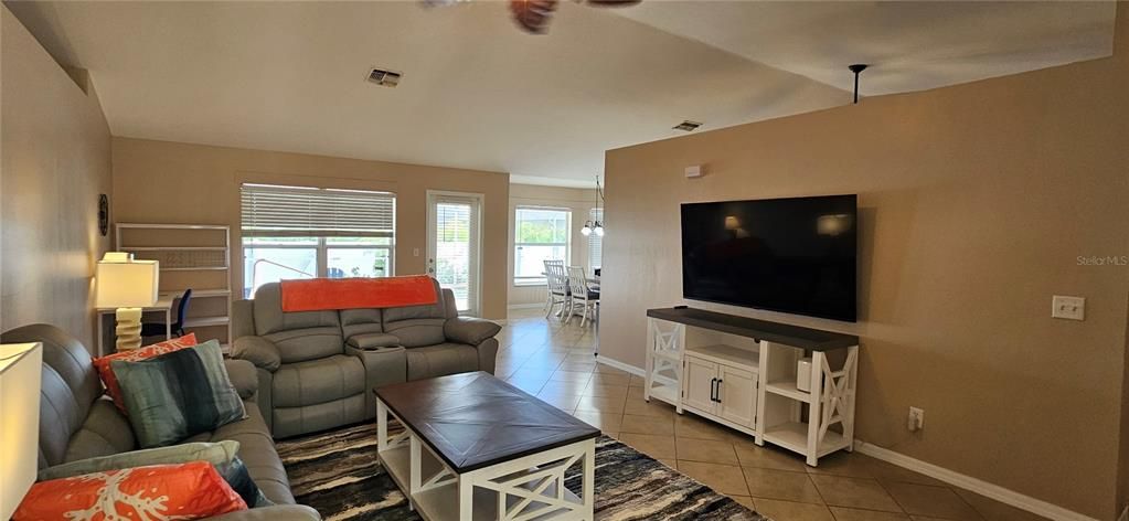 For Rent: $4,200 (4 beds, 2 baths, 2167 Square Feet)