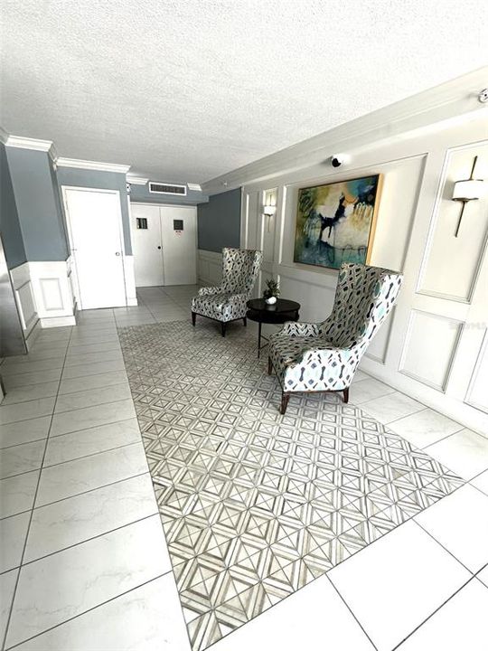 合同活跃: $149,800 (1 贝兹, 1 浴室, 820 平方英尺)