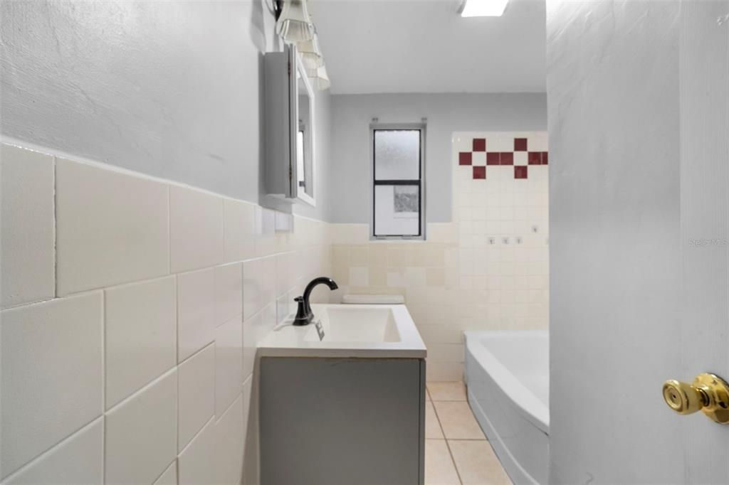 En Venta: $200,000 (3 camas, 1 baños, 1083 Pies cuadrados)