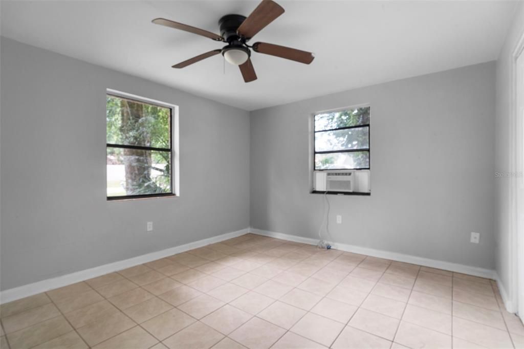 En Venta: $200,000 (3 camas, 1 baños, 1083 Pies cuadrados)