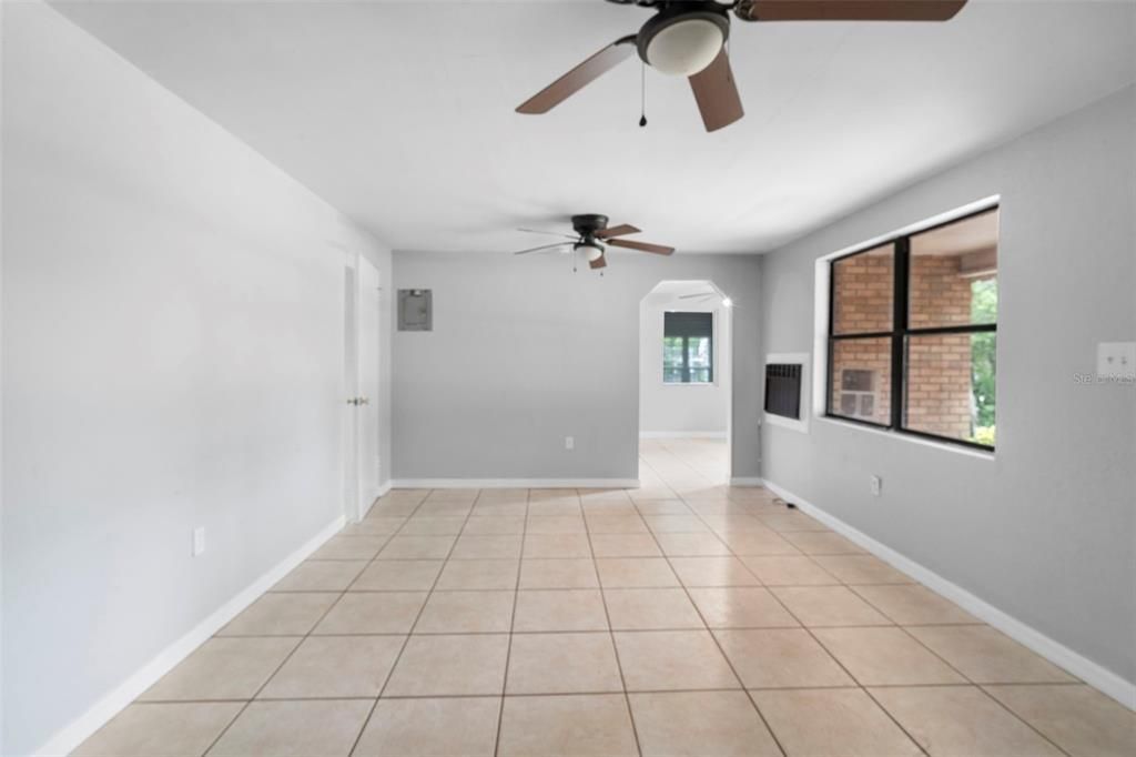 En Venta: $200,000 (3 camas, 1 baños, 1083 Pies cuadrados)