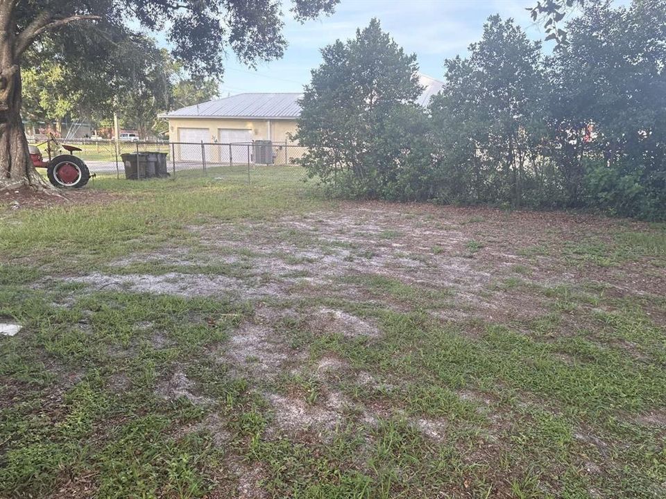 На продажу: $175,000 (3 спален, 1 ванн, 732 Квадратных фут)