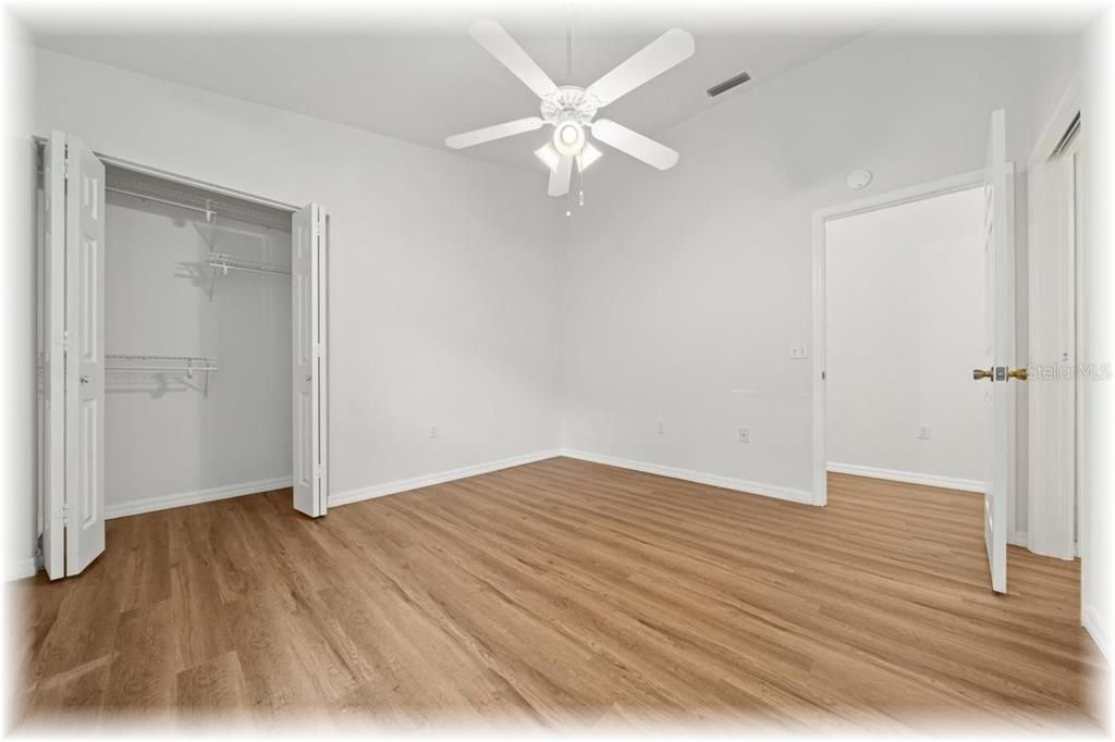 Active With Contract: $194,900 (2 beds, 2 baths, 1231 Square Feet)