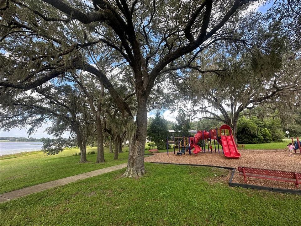 En Venta: $110,500 (1.31 acres)