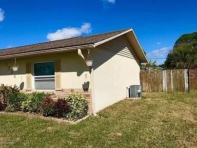 For Rent: $2,300 (3 beds, 2 baths, 1596 Square Feet)