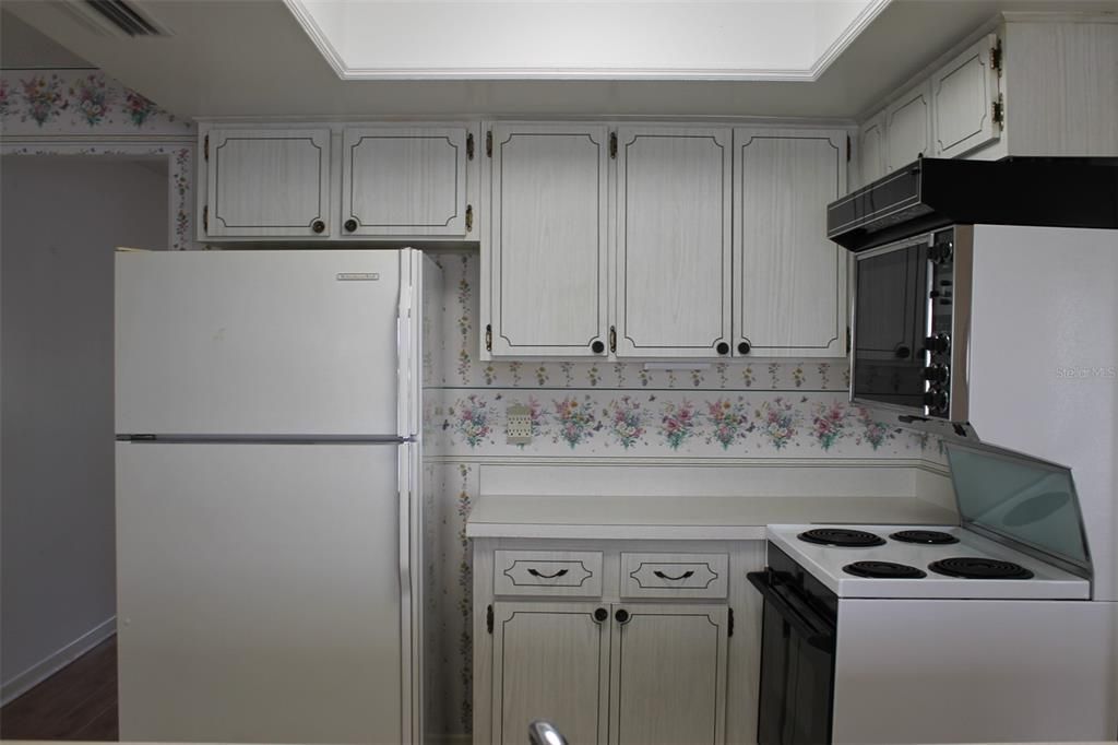 待售: $370,000 (2 贝兹, 2 浴室, 1653 平方英尺)