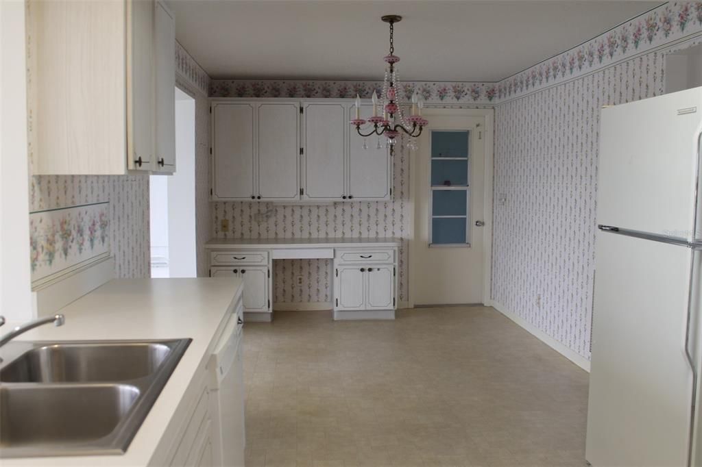 待售: $370,000 (2 贝兹, 2 浴室, 1653 平方英尺)