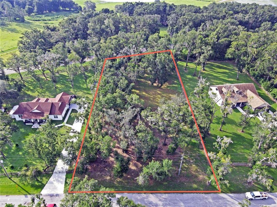 На продажу: $249,900 (1.20 acres)