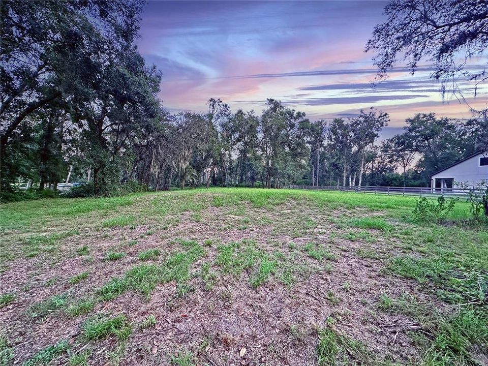 На продажу: $249,900 (1.20 acres)