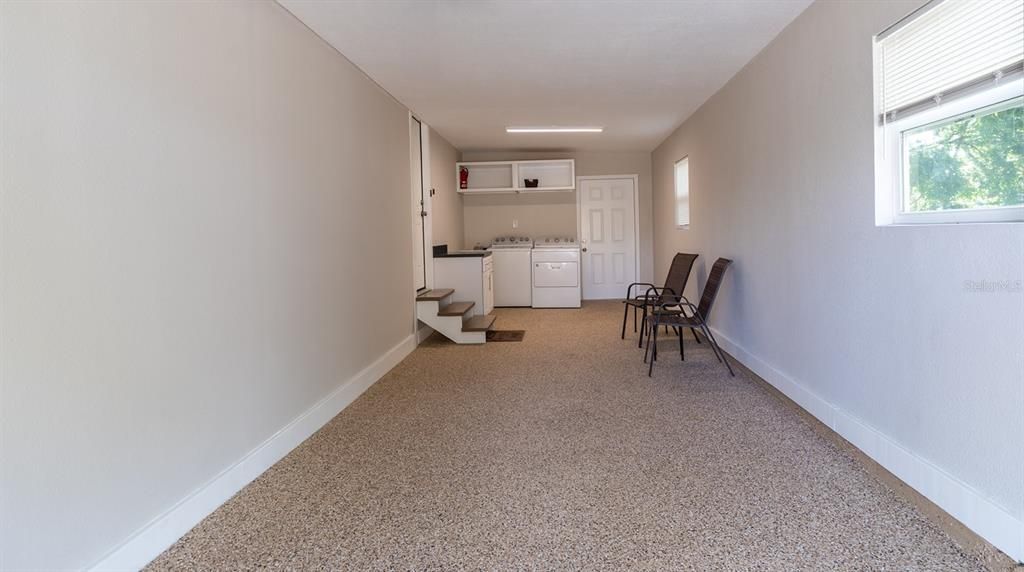 待售: $279,900 (2 贝兹, 2 浴室, 834 平方英尺)