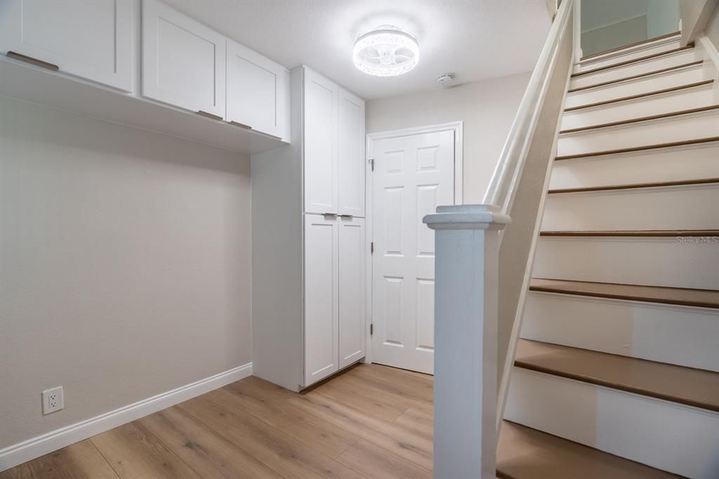 待售: $279,900 (2 贝兹, 2 浴室, 834 平方英尺)