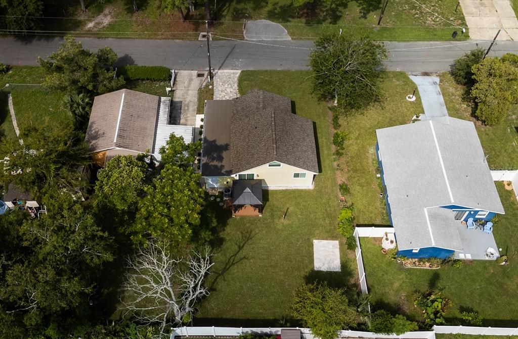 待售: $279,900 (2 贝兹, 2 浴室, 834 平方英尺)