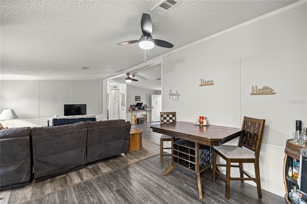 待售: $160,000 (3 贝兹, 2 浴室, 1534 平方英尺)