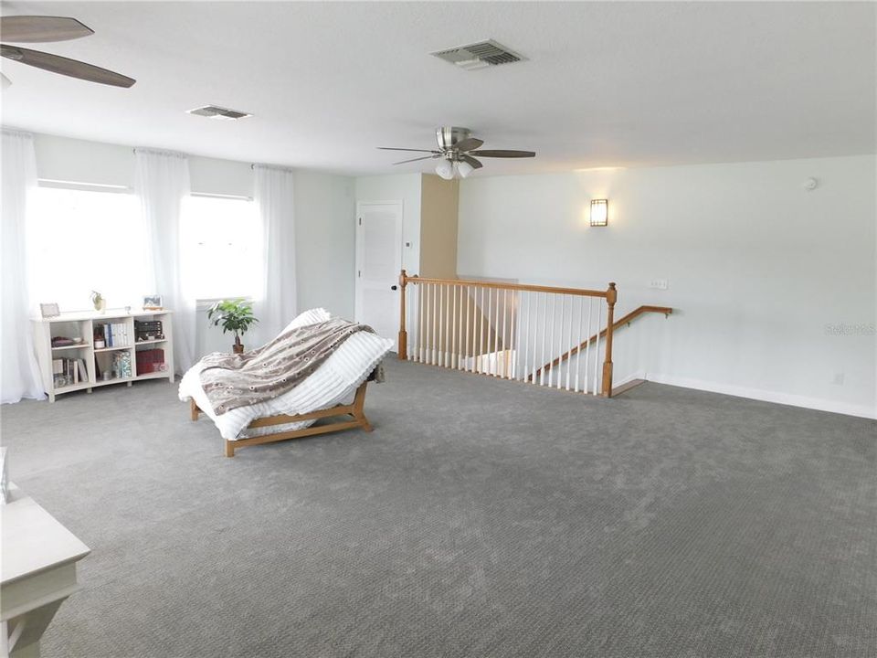 待售: $699,000 (3 贝兹, 2 浴室, 2555 平方英尺)