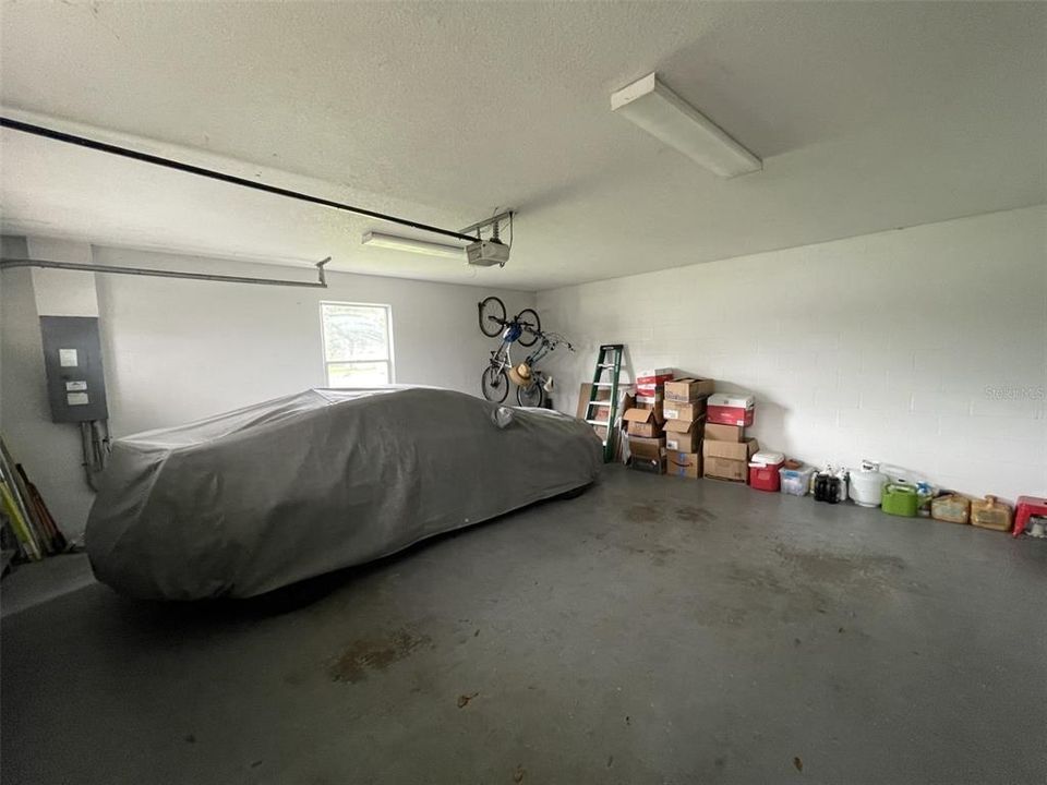 待售: $699,000 (3 贝兹, 2 浴室, 2555 平方英尺)