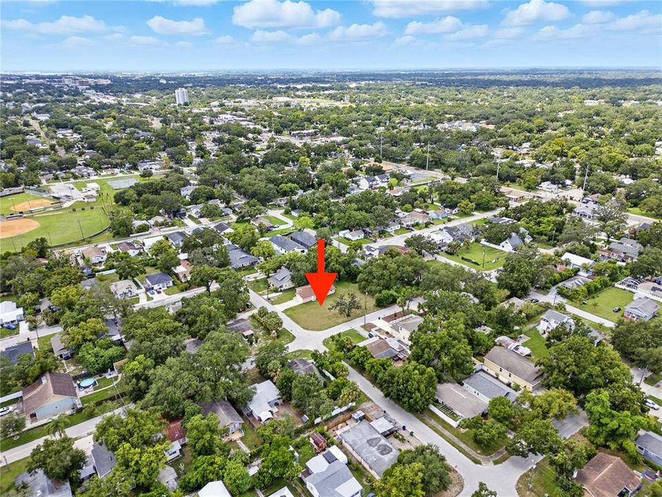 待售: $1,450,000 (5 贝兹, 5 浴室, 3043 平方英尺)