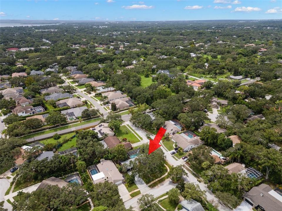 合同活跃: $659,000 (3 贝兹, 3 浴室, 2124 平方英尺)