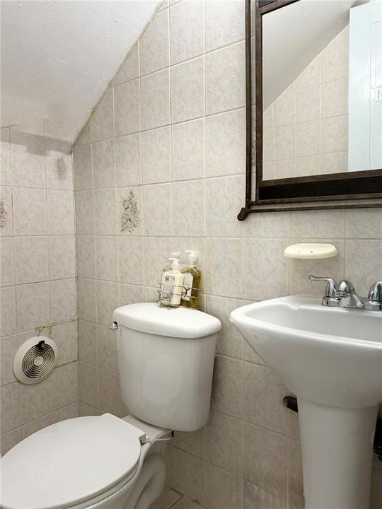 待售: $380,000 (3 贝兹, 2 浴室, 1382 平方英尺)