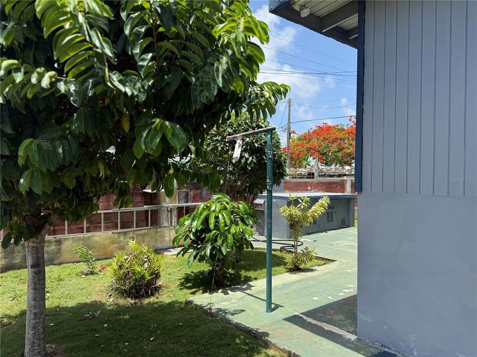 待售: $380,000 (3 贝兹, 2 浴室, 1382 平方英尺)